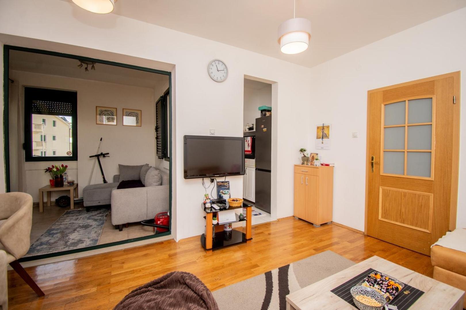 Apartman Klara Petrovac Exteriör bild