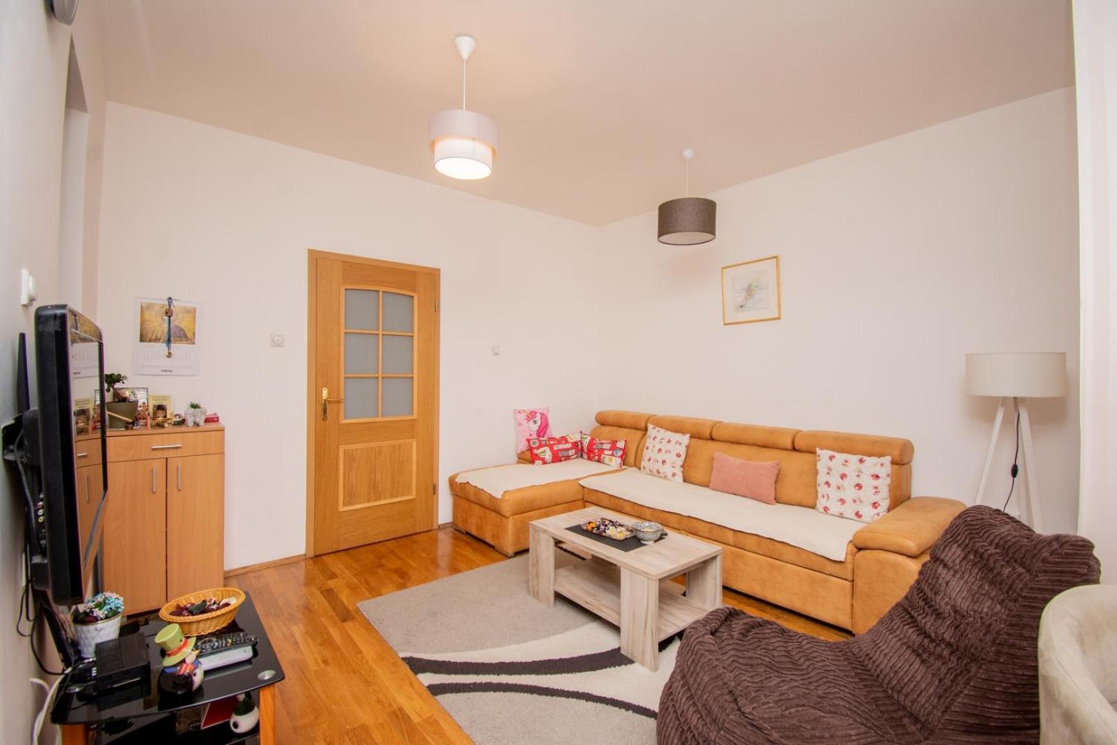 Apartman Klara Petrovac Exteriör bild